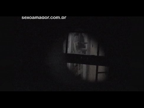 ❤️ Блонди ба таври махфӣ аз ҷониби як сайёҳи ҳамсоя, ки паси хиштҳои холӣ пинҳон шудааст, сабт мешавад Порно босифат дар tg.massagecenter-yalta.ru ❌️